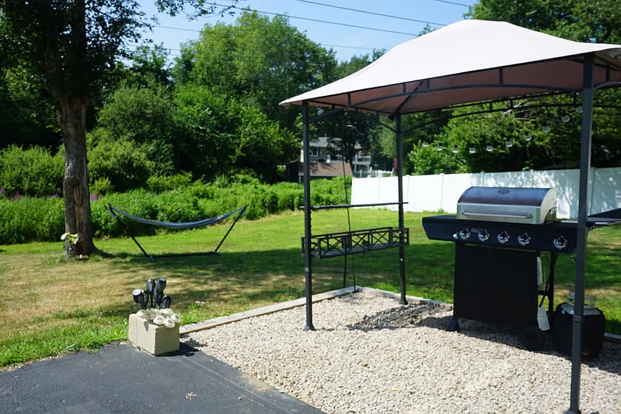 Grilling time - 15 Brandywine Dr