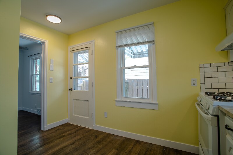 Building Photo - 4814 Erskine St