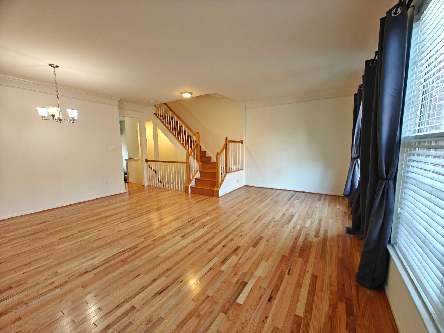 Building Photo - 13030 Park Crescent Cir