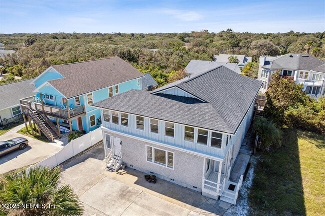 Building Photo - 2337 S Fletcher Ave