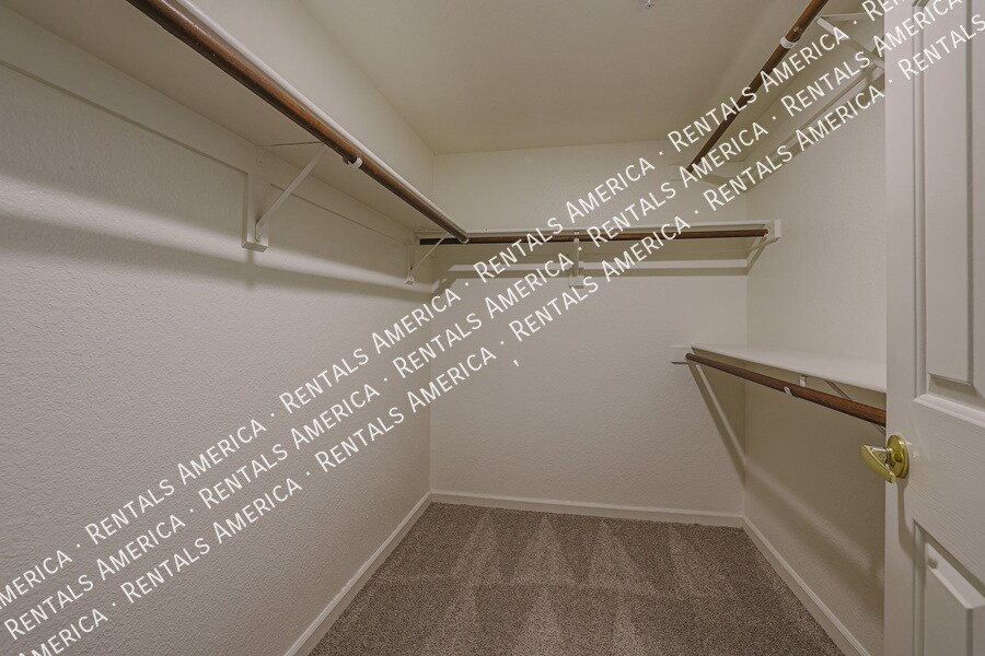 Building Photo - 11333 N 92nd St