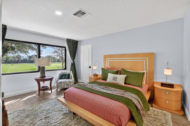 Building Photo - 21650 Juego Cir