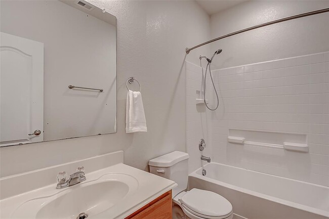 Building Photo - 23815 S Newport Bend