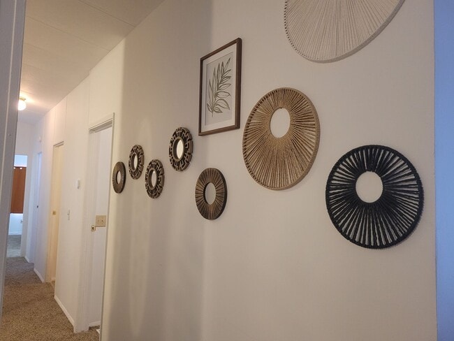 Building Photo - Renovated 3-Bedroom Oasis Near Colorado River with Stunning Desert Views