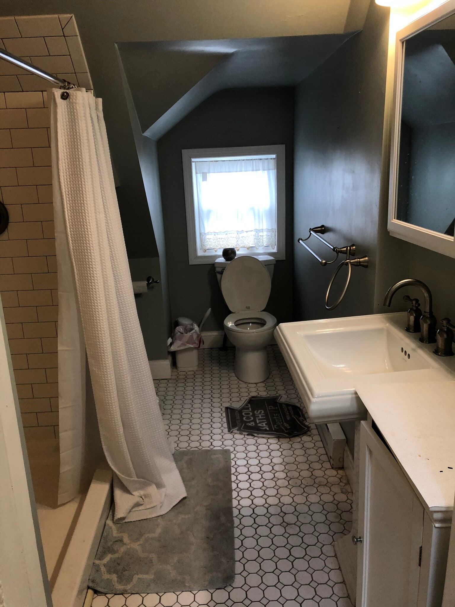 Full bathroom - 40 Walpole St