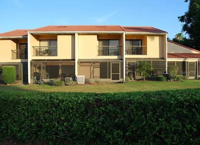 Building Photo - 733 Carpenters Way