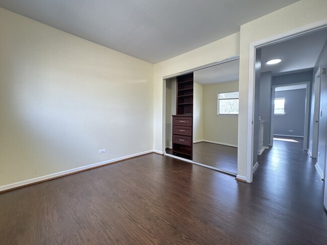 Building Photo - 1527 Mohawk Trail