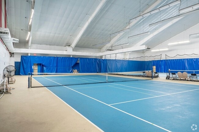 Building Photo - 874 Xanadu Rd