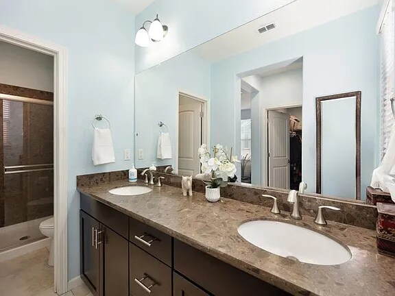 Building Photo - 2025 Honey Church Pl