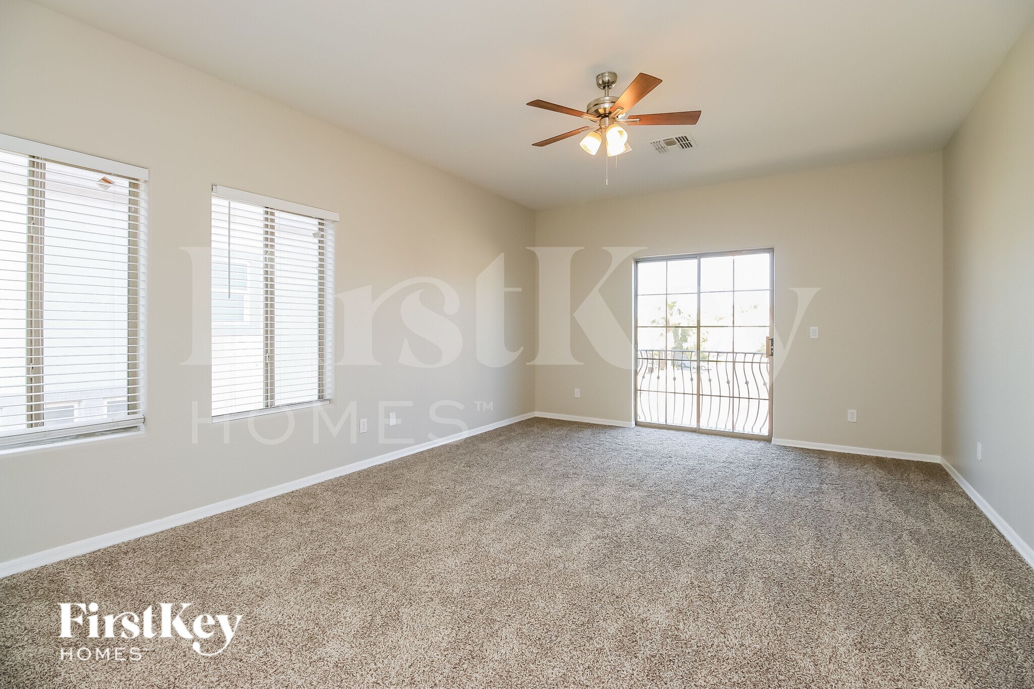 Building Photo - 7111 N 27th Ln