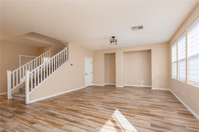 Building Photo - 10520 Harvest Wind Dr