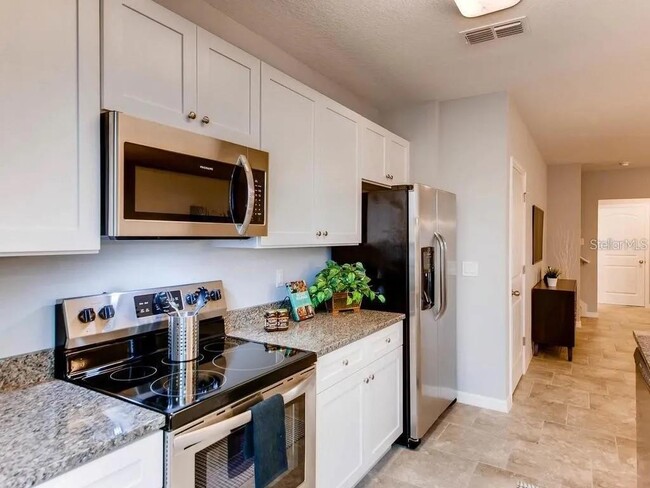 Building Photo - 17061 Water Spring Blvd