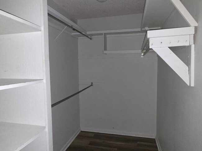 Building Photo - 109 Ohio Ct