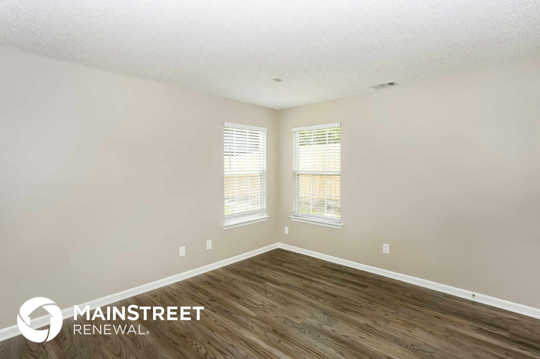 Building Photo - 3020 Rockingham Ct SW