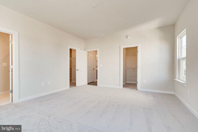 Building Photo - 1759 Autumn Maple Leaf Dr