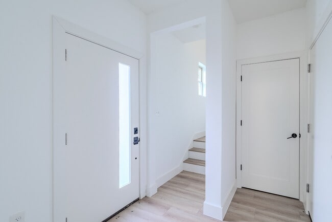 Building Photo - Rooftop Living Steps from Greenville Ave | 3BR/3.5BA Townhome