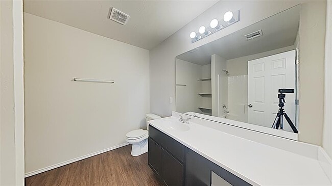 Building Photo - 9920 Jackrabbit Rd