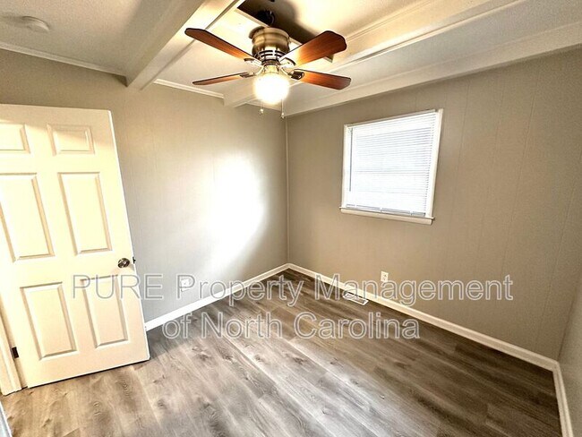 Building Photo - 1414 White St