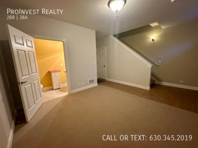 Building Photo - 1193 S Grove-9
