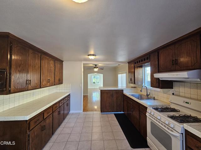 Building Photo - 501 MacDonald St