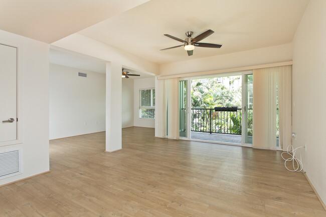 Building Photo - Beautiful 2 bed 2 bath condo in Kailua  - ...