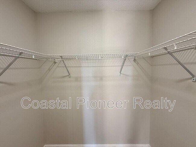 Building Photo - 8731 Huntfield St