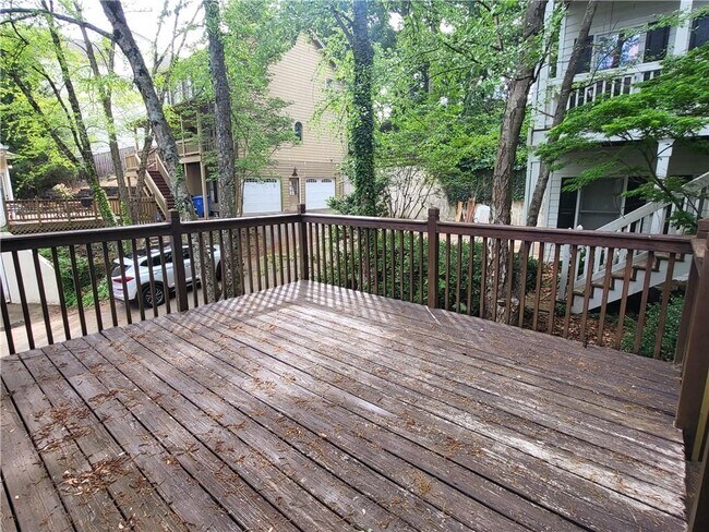 Building Photo - 1155 Davis Pl NW