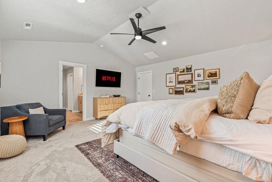 Building Photo - 10053 W Lyrical Dr