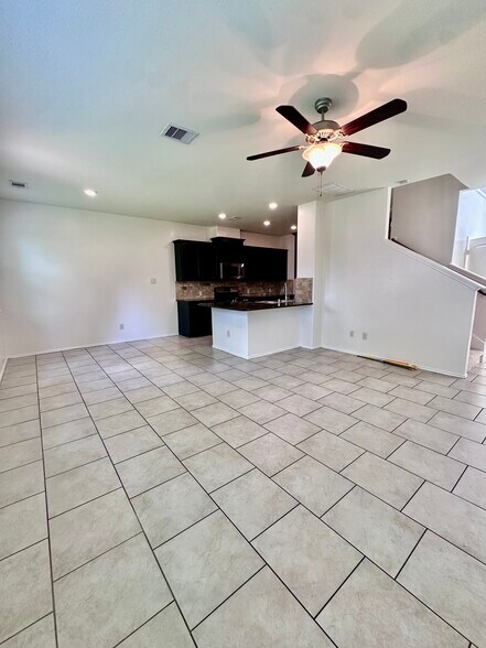 Building Photo - 6430 Stoney Creek Dr