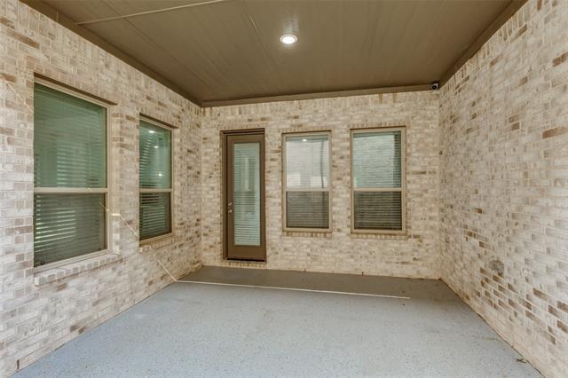 Building Photo - 4592 Refugio Dr