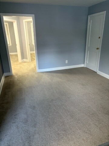 Livingroom with New Carpeting - 4008 Hilton Rd
