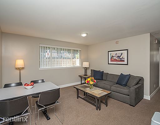 Building Photo - 828 Greene St