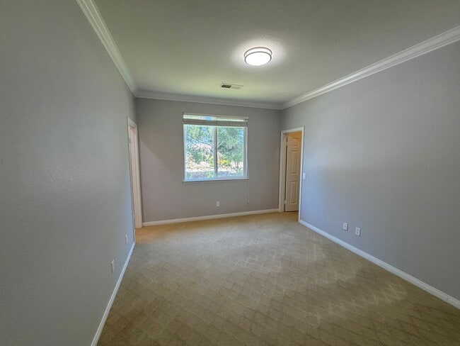 Building Photo - 35614 Bovard St