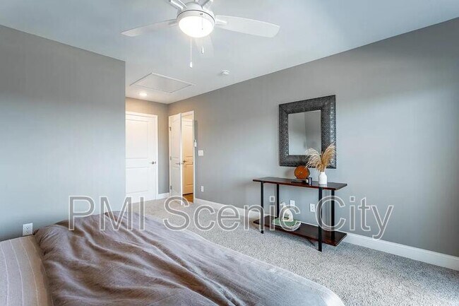 Building Photo - 1974 Addi Ln