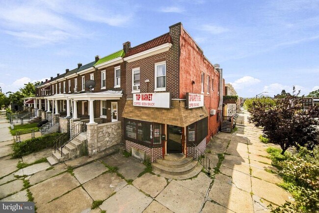 Building Photo - 1516 N Luzerne Ave