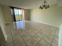 Building Photo - 8500 SW 133rd Avenue Rd