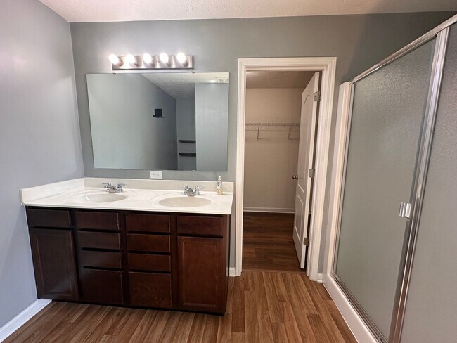 Building Photo - Beautiful 3-Bedroom Home in Desirable Village at Armstrong Farms