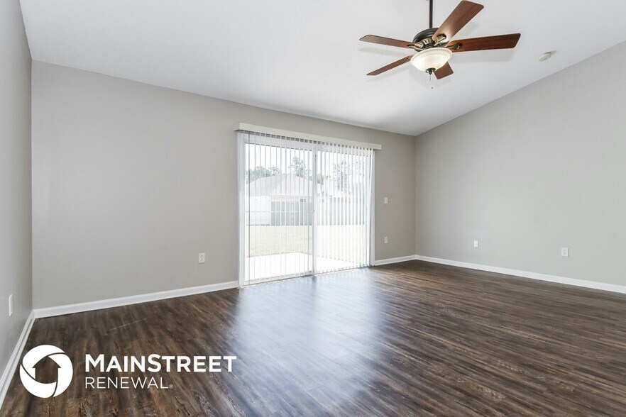 Building Photo - 6639 Leslie Oaks Ln