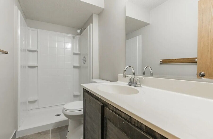 Building Photo - 4301 Clemson Cir