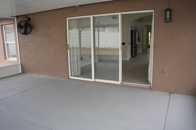 Building Photo - 12326 Hawkeye Point Pl
