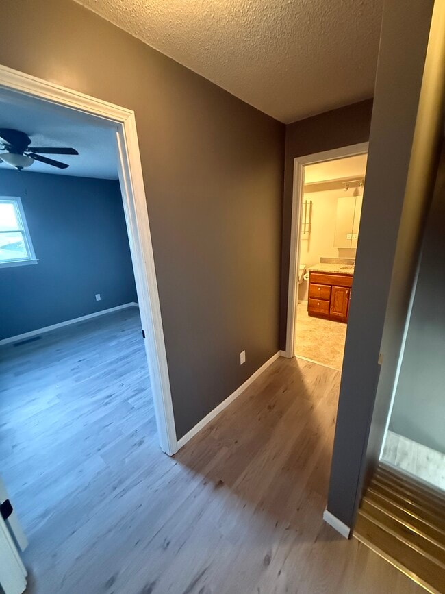 Building Photo - 14102 Southwind Dr
