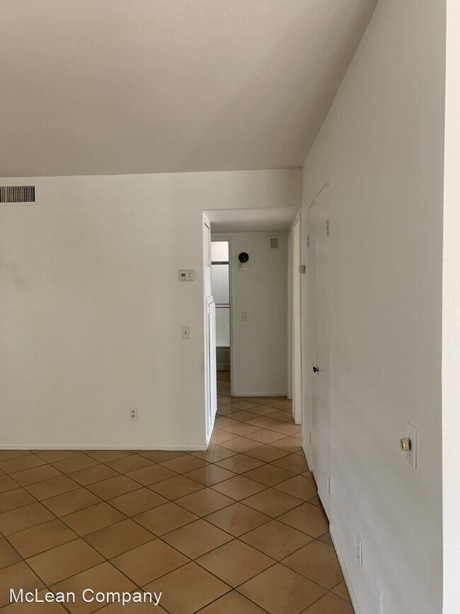 Building Photo - 2 br, 2 bath House - 2099 Caliente Drive