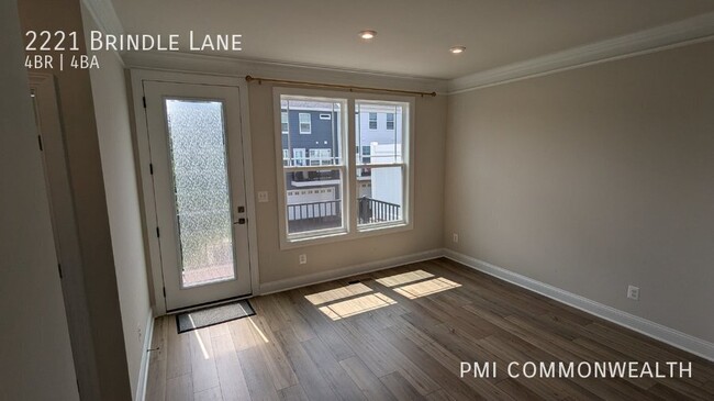 Building Photo - 4 Bed / 3.5 Bath Newly built Townhouse (Av...