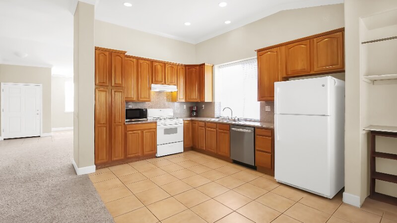 Building Photo - 2316 Reindeer Ct