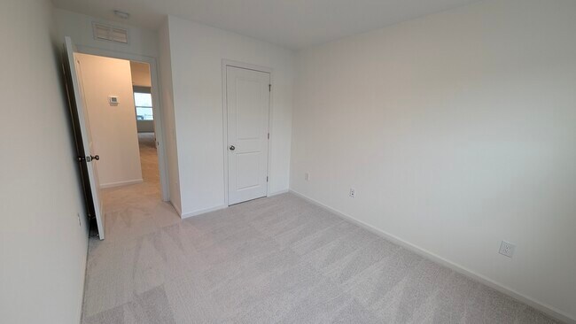 Building Photo - 3111 Vitner Dr