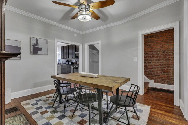 Building Photo - Stunning Restored 4BR Home Steps from Goodale Park & the Short North