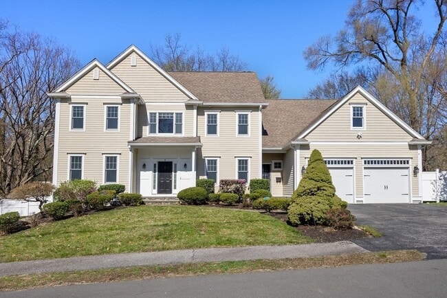 Building Photo - 11 Bobolink Rd