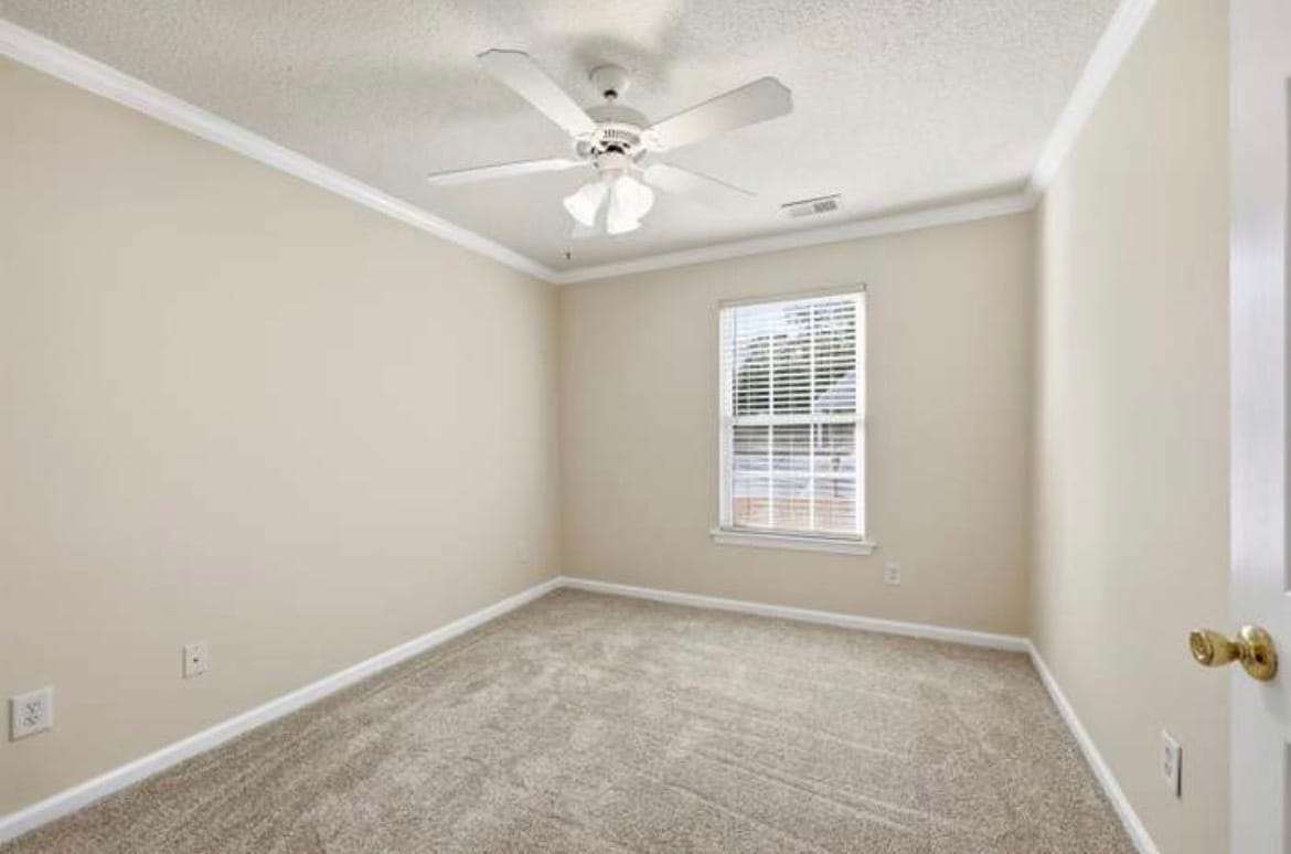 Building Photo - 1193 Jumper Trail Cir