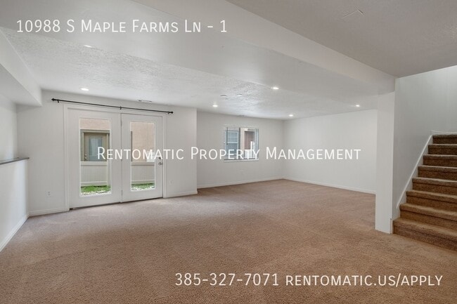 Building Photo - 10988 Maple Farms Ln