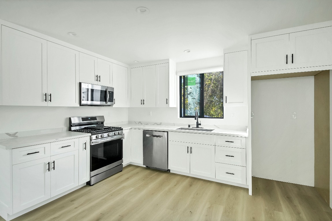 Building Photo - 4935 Cloud Ave